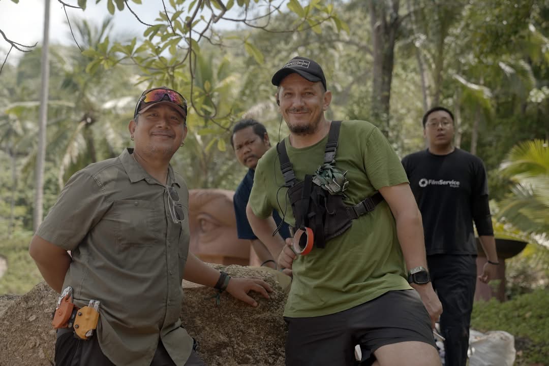 Music Video in Samui with professional Bangkok crew, we bring ARRI Alexa Mini with Blackwing Lenses to shoot mgreat Music Video on Isle